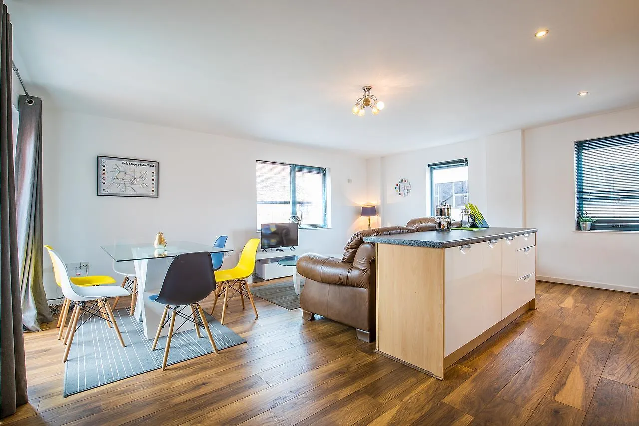 The Cathedral Suite Apartment With Love Your Stay Sheffield