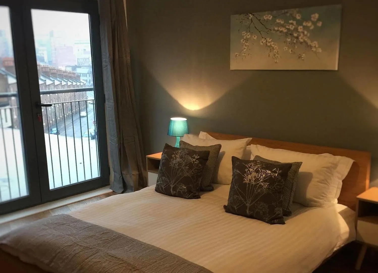 The Cathedral Suite Apartment With Love Your Stay Sheffield Egyesült Királyság