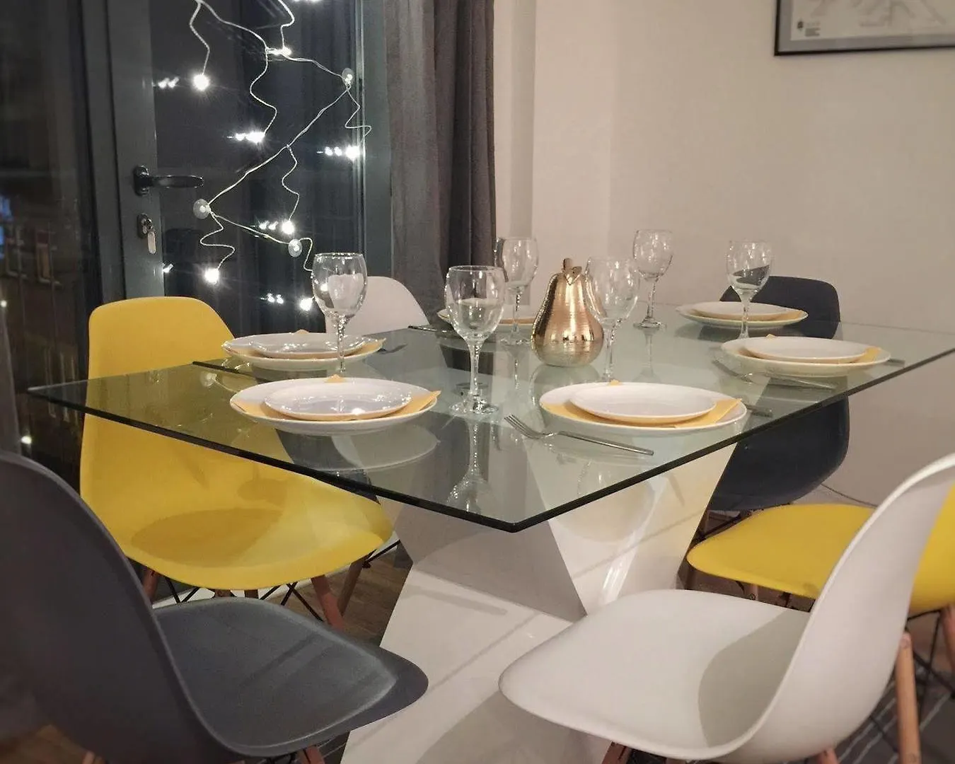 The Cathedral Suite Apartment With Love Your Stay Sheffield
