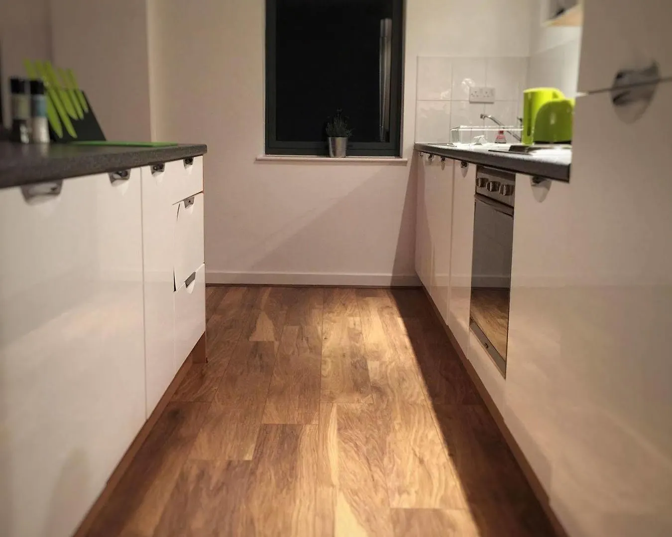 The Cathedral Suite Apartment With Love Your Stay Sheffield